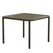Isla Cafe Table